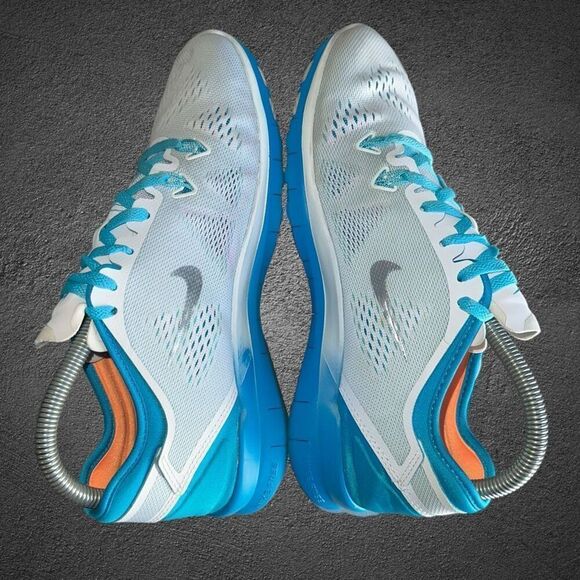 Nike Free 5.0 TR Fit 5 Women’s Size 8 Shoe White Blue Lagoon Running Sneaker - Picture 5 of 9